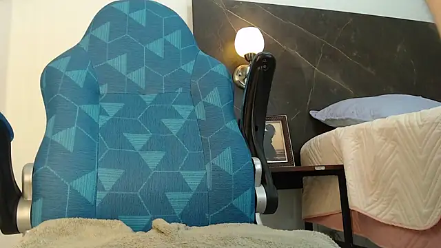 XXX chat uživo modela Joey_Millss