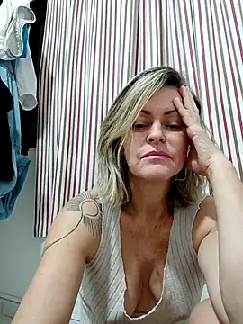 Chatroom XXX en direct de Misaudibel