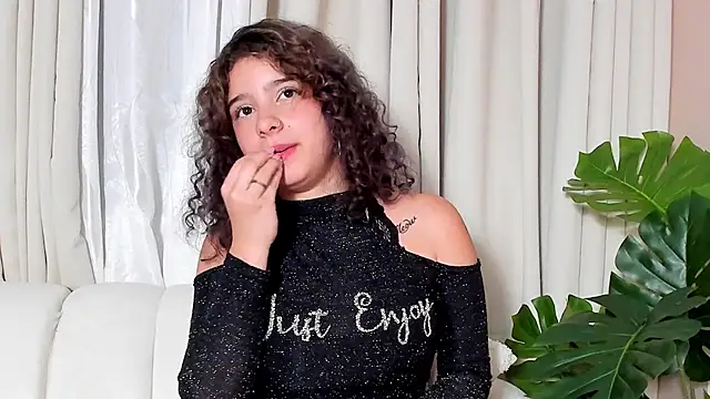 naira_velvett – Naživo XXX chat