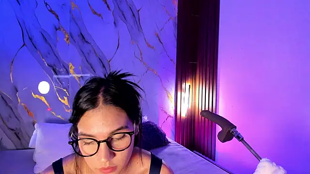 Emmiicute Live XXX-Chat