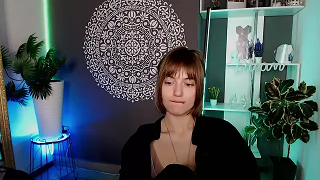 EchoScribe Adlı Modelin Canlı XXX Sohbeti