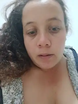 amaia_15 Adlı Modelin Canlı XXX Sohbeti