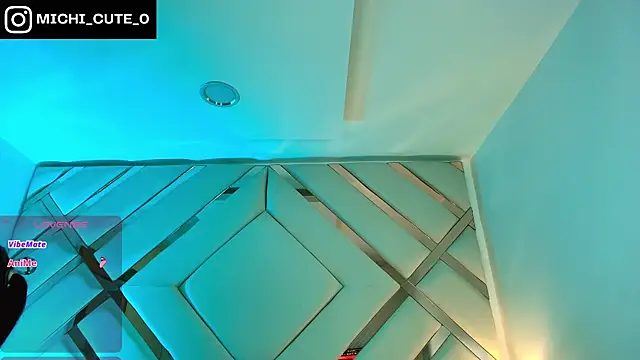 michelle_cutee_'s Live XXX Chat