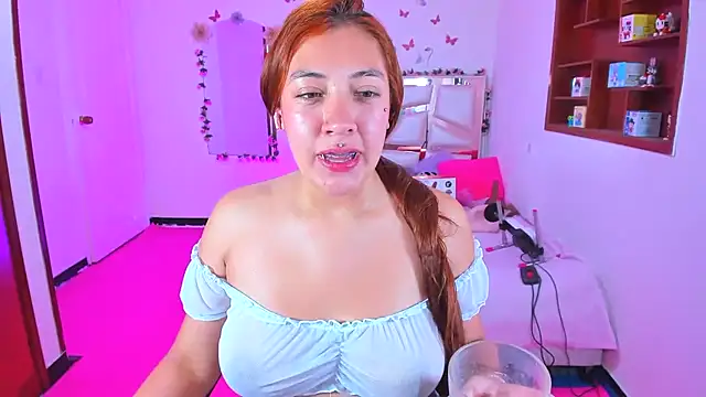 XXX chat uživo modela perlabeautiful