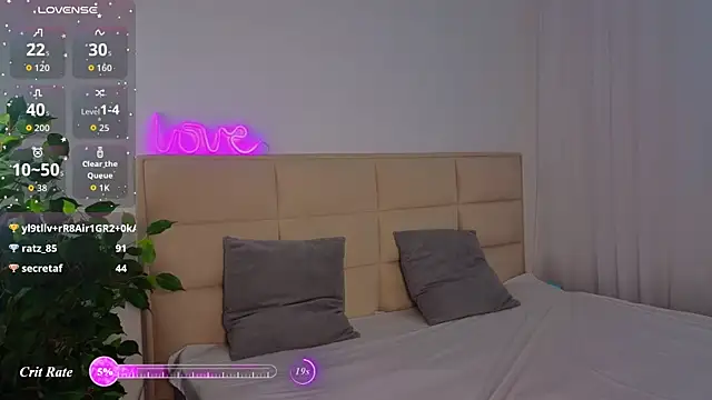 KellyBurrus' Live XXX Chat