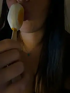 NiaBeurette's Webcam Show