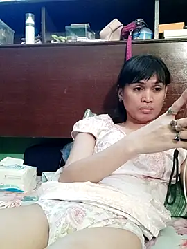 دردشة QueenSoreal الجنسية المباشرة