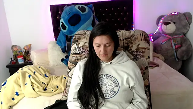 Chat +18 de Lorenahot_06 ao vivo