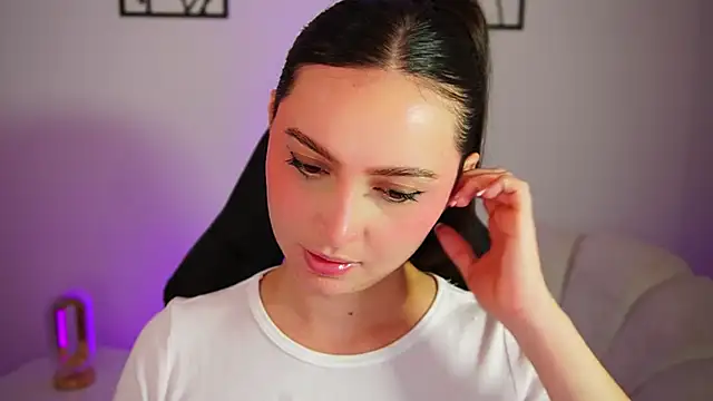 AliceHarper_'s Live XXX Chat