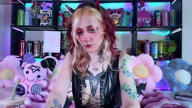 Czat XXX na żywo – _Devill_Baby