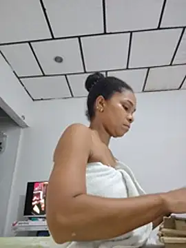 AstridMonroee live XXX chat