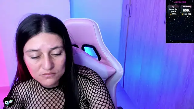 Saskyaa Live XXX-Chat