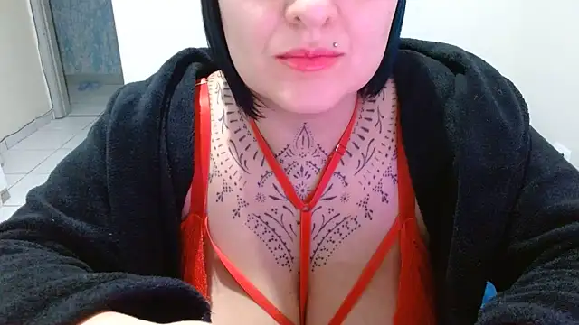 vaholiver Live XXX-Chat