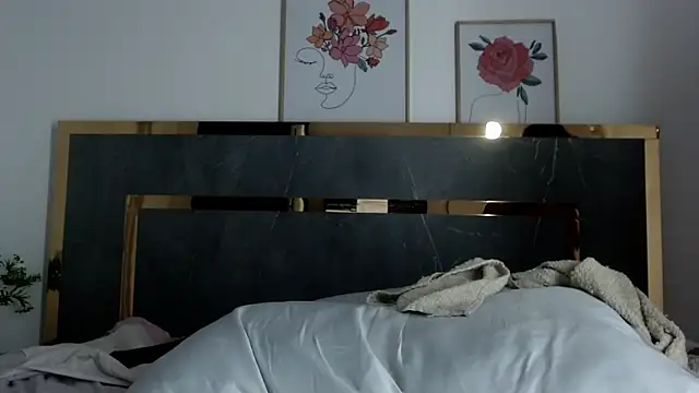 KellyShibary's Live XXX Chat