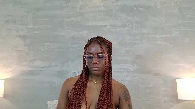 Alaia_Colins – live chatrum