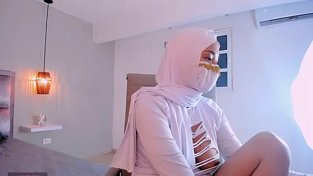 XXX chat uživo modela LittleNoor