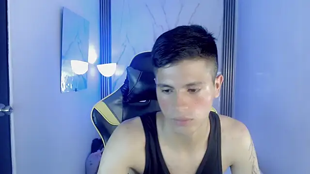 XXX chat uživo modela Ascii_one