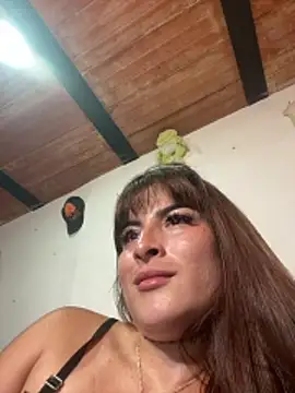 XXX chat uživo modela Liah_ferrer