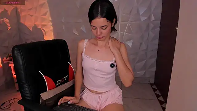 Živá chatovací místnost Abby_Saenz01