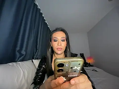 UrDominatrixa_ashley28: онлайн-секс-чат