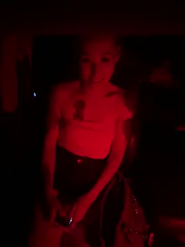 ThornsandHoney's Live XXX Chat