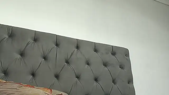 Chat +18 de SpicyQueenxxxx ao vivo