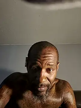 Boozle666 Live XXX-chat