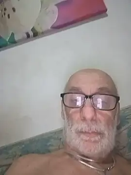 Toby2712 – Naživo XXX chat
