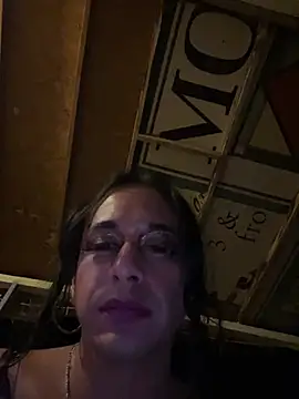 TranSexualJade95 élő XXX-chatje
