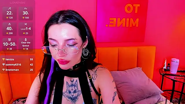 IvyDainty's Live Chat Room