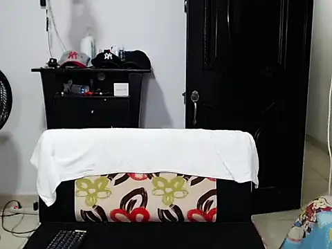 Онлайн чат XXX Zac_Efront