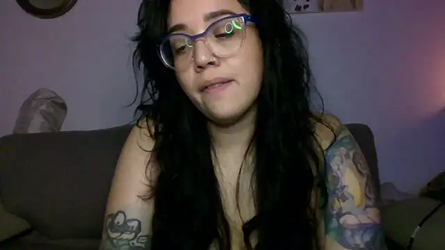 GypsyMamacita's Live XXX Chat