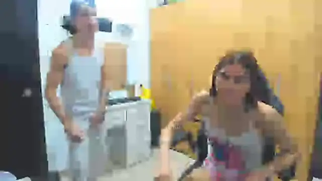 Chatroom XXX en direct de Pride_couple