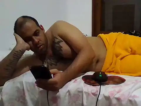 Carlos02145 – Naživo XXX chat