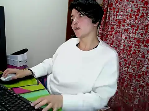 Came-II Adlı Modelin Canlı XXX Sohbeti