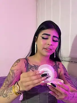 -Brittanny's Live XXX Chat