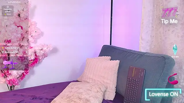 Aria_Bugatti's Live XXX Chat