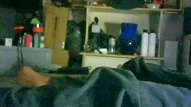 Chat XXX ao vivo de CR3M3_FIR3
