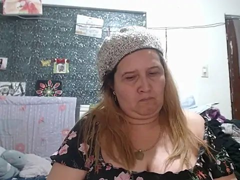 Chat XXX Live Perla1981--