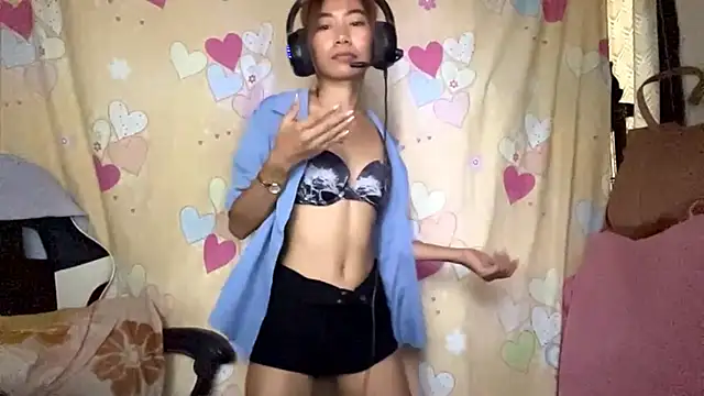 PiaSwida's Live XXX Chat