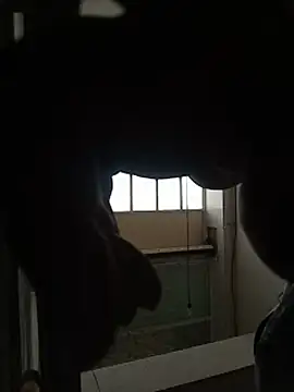 aminem912 Show in webcam