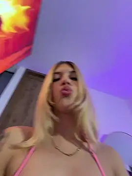 Courtney_gonet Adlı Modelin Canlı XXX Sohbeti