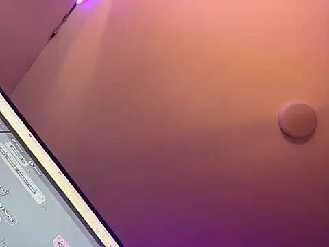 kylievoosx's Live XXX Chat