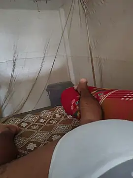 INDIAN_CHEESY-BOSS Chat XXX in diretta