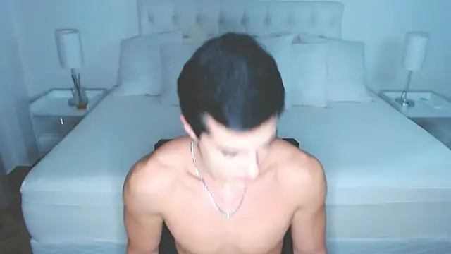 mr_hunterx XXX чат на живо