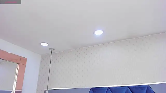 AprilDeRossi – Naživo XXX chat