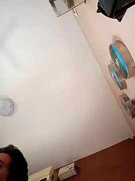 צ'אט XXX בשידור חי של daddys_pen