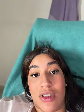 Chatroom XXX en direct de Little_Gaby_