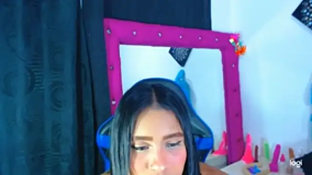 Jenng18's Live XXX Chat