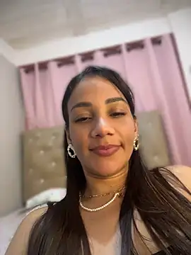 sofia8428 Live XXX-Chat